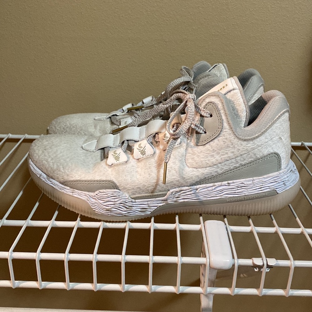 Crossover Culture Sniper MacGregor "White" Men's Basketball Shoes